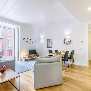 modern-flat-in-downtown-lisbon-by-lovelystay.hotels-lisbon-portugal.com/
